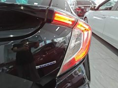 Honda Civic Hatchback 220 Turbo CVT Trendy Control - ფოტო 8