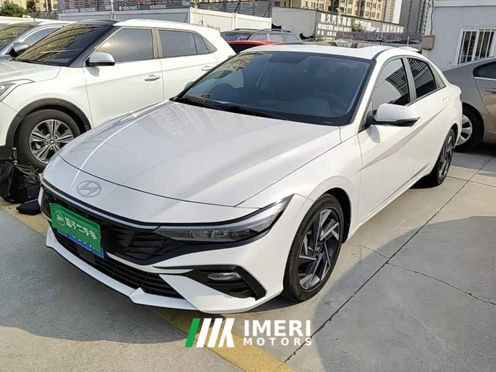 Hyundai Elantra 1.5L CVT GLX Elite