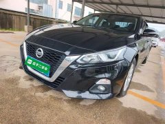 Nissan Teana 2.0L XE Fashion Edition - ფოტო 2