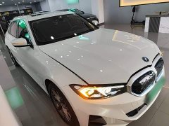 BMW i3 eDrive 35 L - ფოტო 4