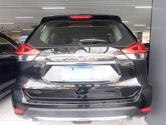 Nissan Qashqai 2.0L CVT 2WD XL ITS Comfort Anniversary Edition - ფოტო 6