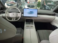 Deepal Deep Blue L07 530Max Qiankun Smart Driving ADS SE Pure Electric - ფოტო 10
