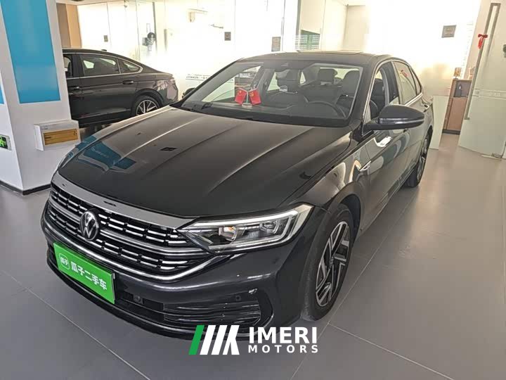 Volkswagen Sagitar 300TSI DSG Excellence Edition - ავტომობილი ჩინეთიდან