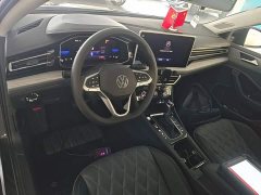 Volkswagen Sagitar 300TSI DSG Excellence Edition - ფოტო 10