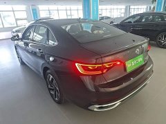 Volkswagen Sagitar 300TSI DSG Excellence Edition - ფოტო 5