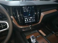 Volvo XC60 B5 AWD Smart Remote Luxury Edition - ფოტო 13