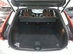 Volvo XC60 B5 AWD Smart Remote Luxury Edition - ფოტო 19