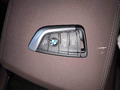BMW 3 Series 325Li M Sport Package - ფოტო 9