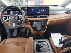 FAW Red Flag HQ9 PHEV 2.0T AWD Business Edition - ფოტო 10