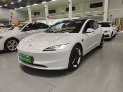 Tesla Model 3 Rear-Wheel Drive - ფოტო 2
