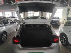 Volkswagen Polo Plus 1.5L Automatic Panoramic Comfort Edition - ფოტო 19