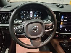 Volvo S60 Plug-in Hybrid T8 E-Drive Hybrid 4WD Smart Yi Luxury Edition - ფოტო 11