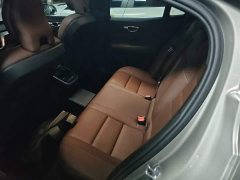 Volvo S60 Plug-in Hybrid T8 E-Drive Hybrid 4WD Smart Yi Luxury Edition - ფოტო 17