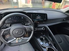 Hyundai Elantra 1.5L CVT GLX Elite - ფოტო 10
