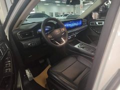 Ford Explorer EcoBoost 285 RWD Fashion 7-Seater - ფოტო 15