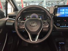 Toyota Corolla Hybrid 1.8H E-CVT Luxury - ფოტო 11