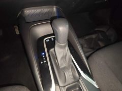 Toyota Corolla Hybrid 1.8H E-CVT Luxury - ფოტო 14