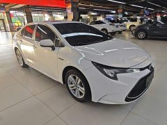 Toyota Corolla Hybrid 1.8H E-CVT Luxury - ფოტო 4