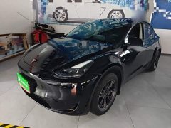 Tesla Model Y Rear-Wheel Drive - ფოტო 1