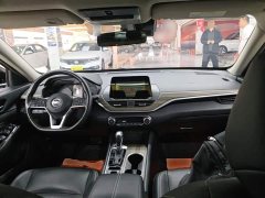 Nissan Teana 2.0L XL Comfort - ფოტო 10