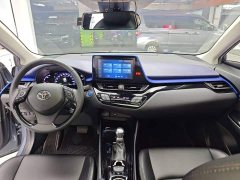 Toyota C-HR 2021 Dual-Engine 2.0L E-CVT Luxury Edition - ფოტო 10