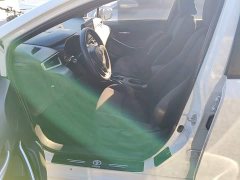 Toyota Corolla Hybrid 1.8H E-CVT Base - ფოტო 15