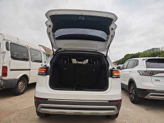 Volkswagen Touareg Sharp 1.5L Sharp Pro - ფოტო 15