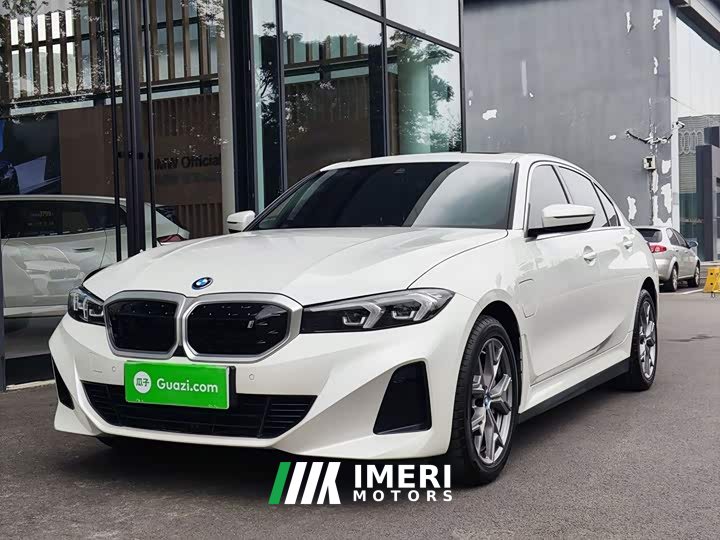 BMW i3 eDrive 35 L