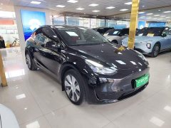 Tesla Model Y 2022 Facelift Rear-Wheel Drive - ფოტო 4