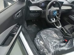 Wuling Xingchi 1.5L CVT Fun Edition - ფოტო 16