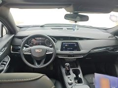 Cadillac XT4 2022 28T FWD Fashion Edition - ფოტო 10