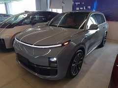 Li Auto L8 Ultra Smart Refresh Edition - ფოტო 2
