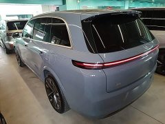 Li Auto L8 Ultra Smart Refresh Edition - ფოტო 5