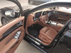 FAW Red Flag H9 2.0T Flagship Comfort Private Luxury Edition - ფოტო 16