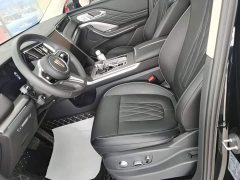 FAW Red Flag HS7 PHEV 2.0T PHEV AWD Flagship Comfort 6-Seater - ფოტო 15