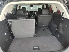 FAW Red Flag HS7 PHEV 2.0T PHEV AWD Flagship Comfort 6-Seater - ფოტო 19