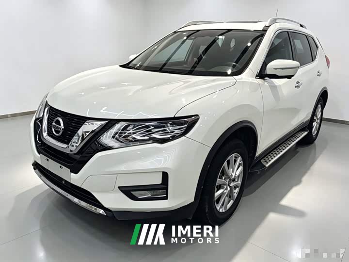 Nissan Qashqai 2.0L FWD Smart Connect Premium Edition