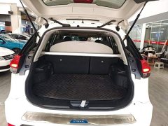 Nissan Qashqai 2.0L FWD Smart Connect Premium Edition - ფოტო 19