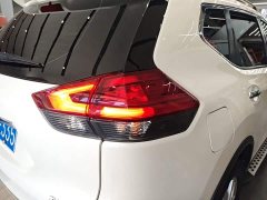 Nissan Qashqai 2.0L FWD Smart Connect Premium Edition - ფოტო 8