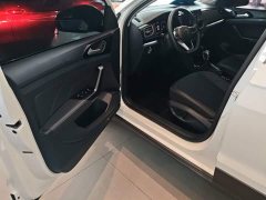 Volkswagen Touareg 2026 Sharp 300TSI Sharp Enjoy Edition - ფოტო 16
