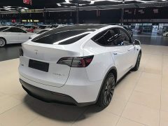 Tesla Model Y Standard Range RWD - ფოტო 7