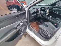 Geely Boyue COOL 1.5TD Smart Connection Edition - ფოტო 16