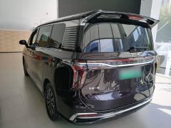 FAW Red Flag HQ9 PHEV 2.0T AWD Business Edition - ფოტო 5
