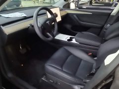 Tesla Model Y Rear-Wheel Drive - ფოტო 16