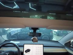 Tesla Model Y Rear-Wheel Drive - ფოტო 18