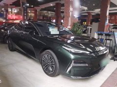 Geely Galaxy Xingyao 8 130km EM-i Premium Edition - ფოტო 4