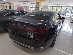 Volkswagen Passat Outstanding Edition 380TSI Dragon Ascendant Version - ფოტო 7