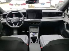 Volkswagen Taos L 380TSI AWD Luxury - ფოტო 10