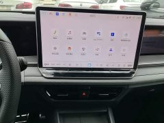 Volkswagen Taos L 380TSI AWD Luxury - ფოტო 13