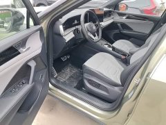 Volkswagen Taos L 380TSI AWD Luxury - ფოტო 16